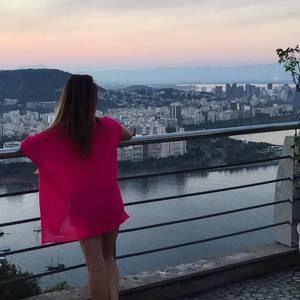 Meet your Posher, Ceci